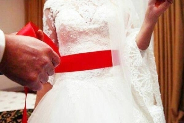 Toy günü oğlan evinin döşəməsi ÇÖKDÜ - VİDEO