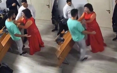 Aşıq Telli ARB-nin əməkdaşına hücum etdi