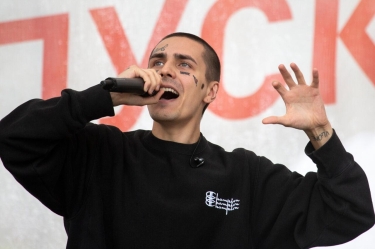 Tanınmış rus reperə cinayət işi açıldı