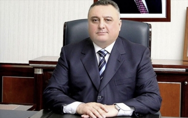 TƏBİB sədri Eldar Mahmudovun qohumuna vəzifə verdi