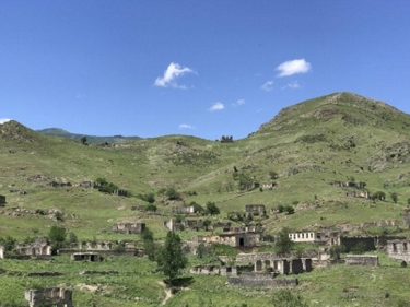 Qubadlıda bir hektar da boş yer qalmadı, işğalçılar Cəbrayıl və Füzuli torpaqlarını əkib-becərir - FOTO