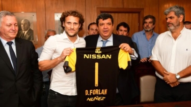 Forlan baş məşqçiliyə başladı