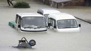 Daşqınlar bu ölkəni də cənginə aldı: 21 ölü