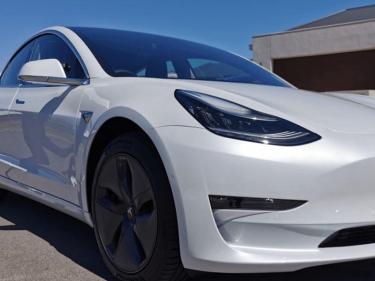 Tesla avtomobilləri tezliklə piyadalarla danışa biləcək