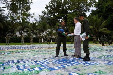 Yunanıstan polisi 1,2 ton kokaini ölkəyə gətirən 8 əcnəbini ələ keçirib