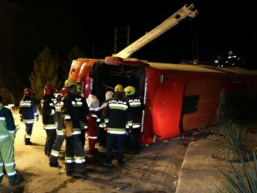 İranda avtobus aşdı: ölən və yaralananlar var