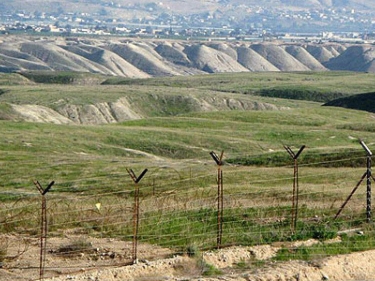 Rusiya Çinlə sərhədi bağladı