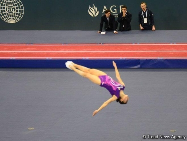 Azərbaycan gimnastı Selcan Maqsudova Dünya Kubokunda öz proqramını təqdim edib - FOTO