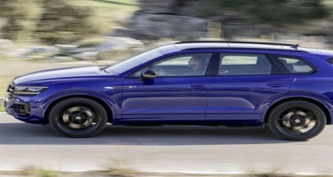 Volkswagen hibrid mühərrikli ilk R modelini təqdim etdi