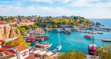 Türkiyə koronavirusa görə turizm mövsümünü təxirə saldı