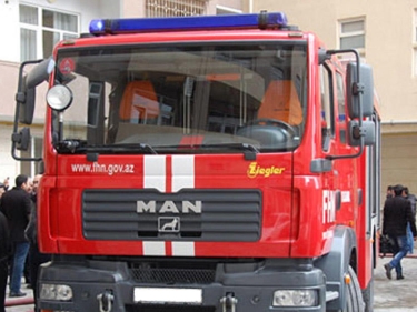 Bakıda yaşayış binasında yanğın olub