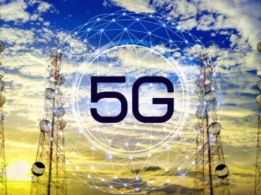 Britaniya sakinləri koronavirus barəsində saxta məlumatlar səbəbilə 5G qüllələrinə zərər vururlar