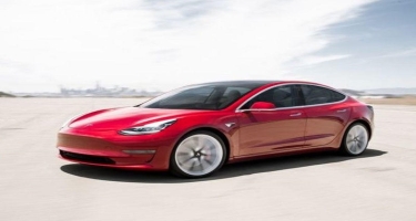 Elon Mask Tesla avtomobillərinin sirrini açdı