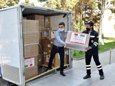 Çinin Sian şəhəri Sumqayıta tibbi yardım göndərdi -  FOTO