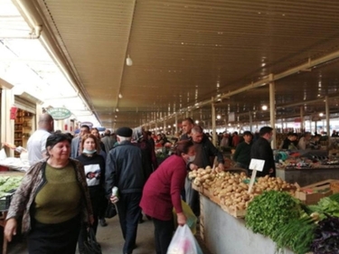 Bakıda koronavirus “bazarı” - Oradan evə tək meyvə, tərəvəz yox, həm də xəstəlik gətirmək mümkündür