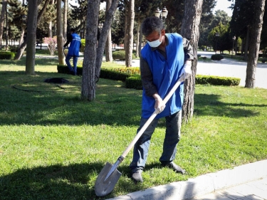 Azərbaycanda ictimai işlərə məhkum edilmiş şəxslərə yeni formada nəzarət ediləcək