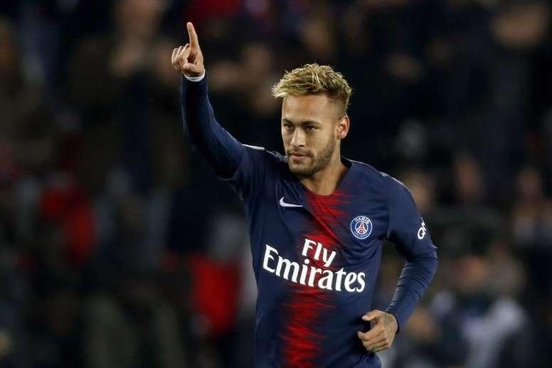 Neymar Barselonada ev axtarır