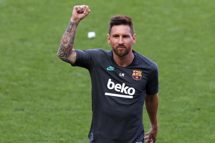 Messi ''Barselona''dan ayrılmaq istədiyini Kumana bildirdi