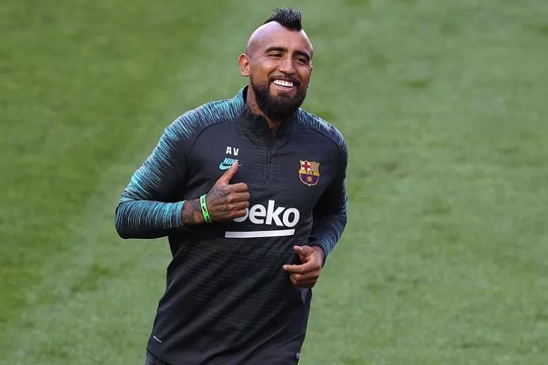 Vidal ''Barselona'' ilə müqaviləni ləğv etdi