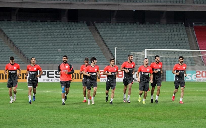 ''Neftçi''nin ''Qalatasaray''la matçdan öncə son məşqi - Şəkillər