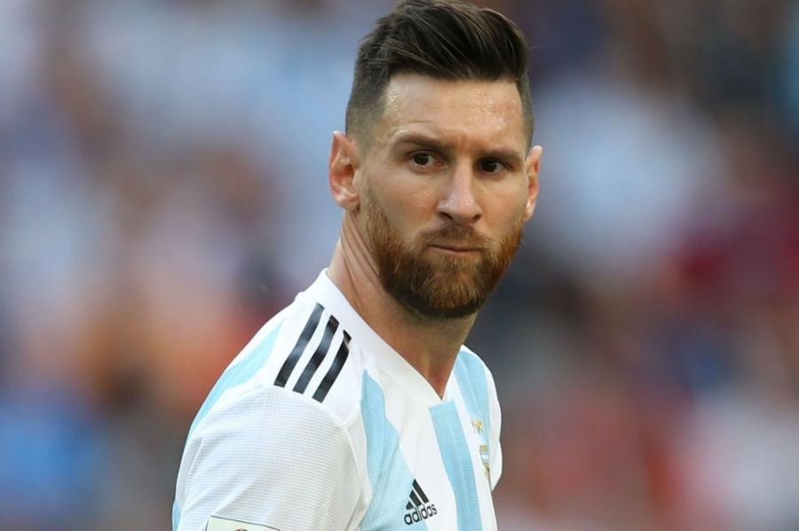 Messi millidəki gələcəyindən danışdı