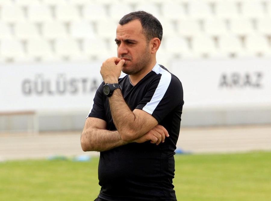 ''Futbolçular hələ tam formada deyillər'' - Ayxan Abbasov