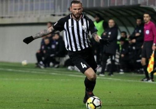 ''Neftçi''dən ayrılan futbolçu Rumıniya klubunda