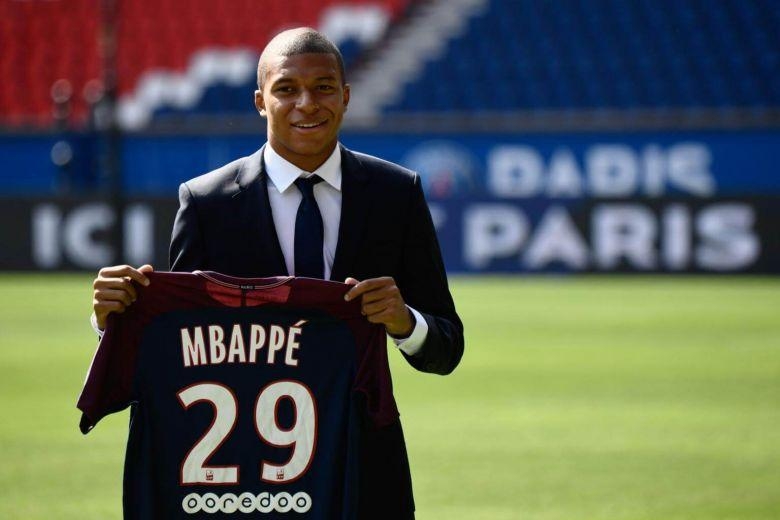 Mbappe üzr istədi