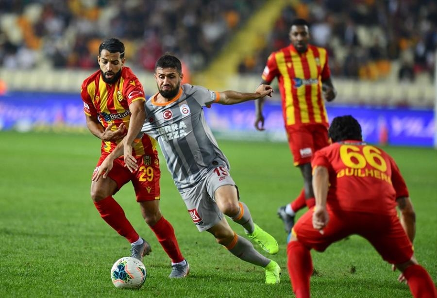 ''Qalatasaray''dan xal itkisi, ''Qazişəhər''dən qələbə