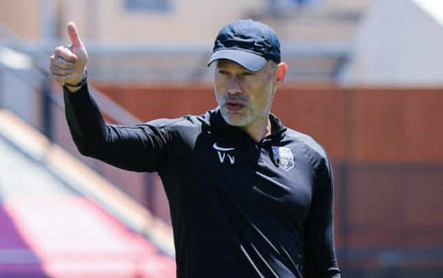 Vasili Berezutski bu klubu çalışdıracaq - Rəsmi