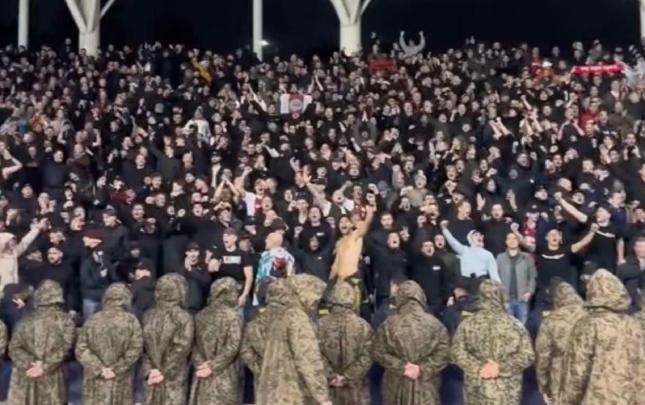 Bakıda ''Ayaks''a möhtəşəm dəstək - Video