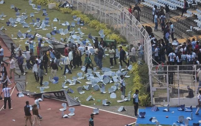 Hindistandakı azarkeşlər Messi ilə görüşə görə qəzəbləndilər - Video