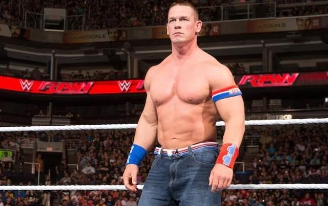 Məşhur güləşçi karyerasını başa vurdu