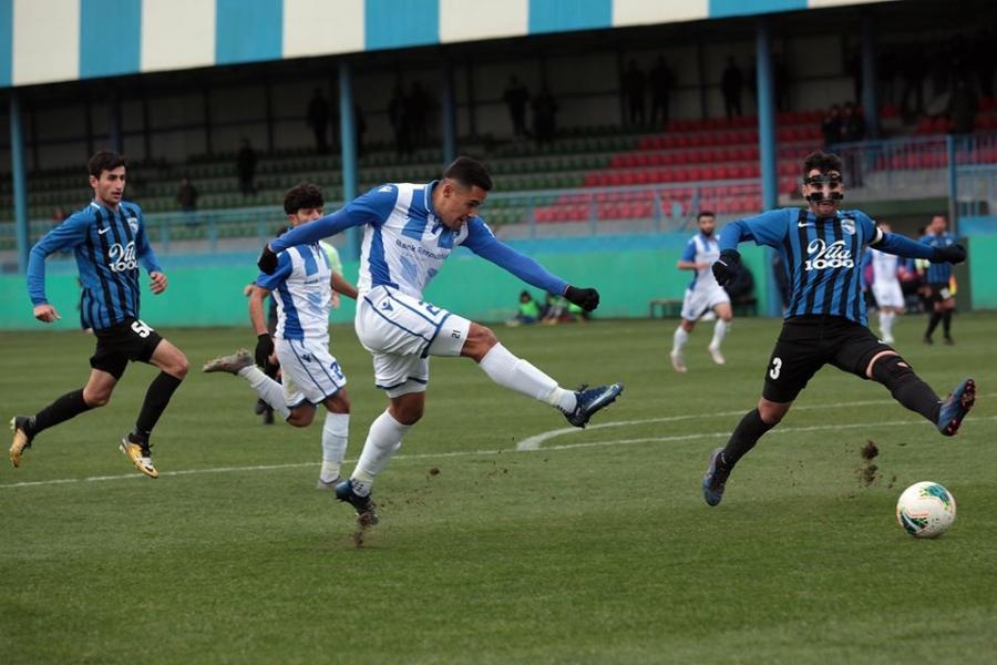 “Sabah”dan ayrılan futbolçu Kolumbiya klubunda