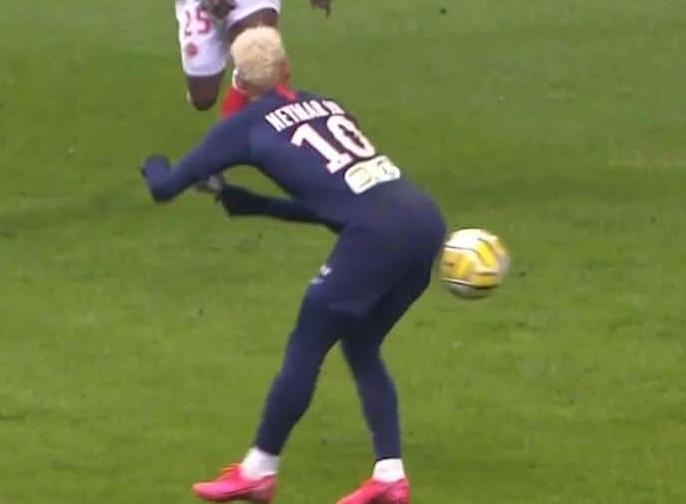 Neymar bunu da etdi - Video