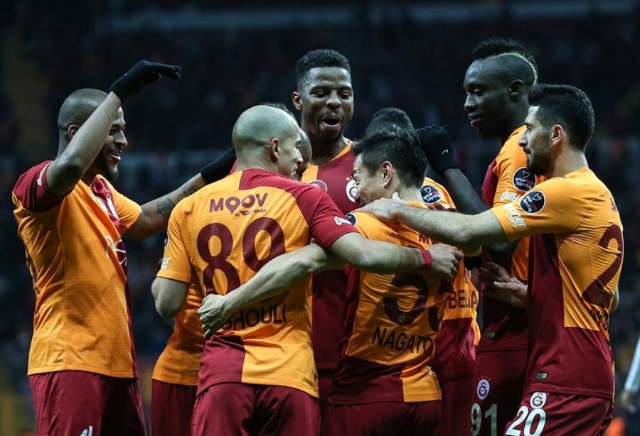 ''Qalatasaray'' və ''Trabzonspor''dan qələbə