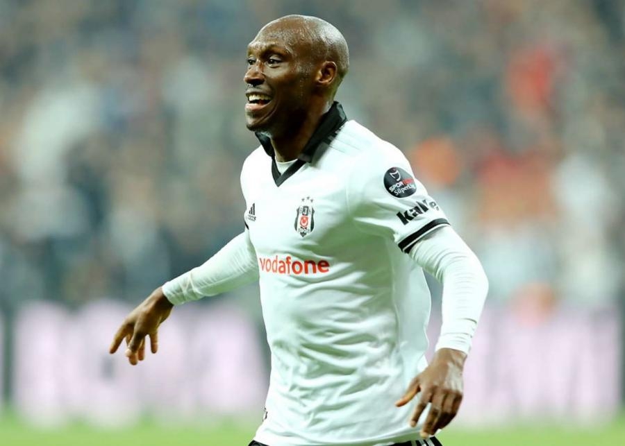 ''Beşiktaş'' futbolçusu ilə bağlı qərarını verdi