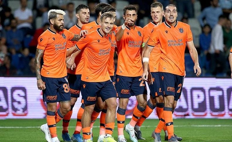 UEFA ''Başakşəhər''i cərimələdi