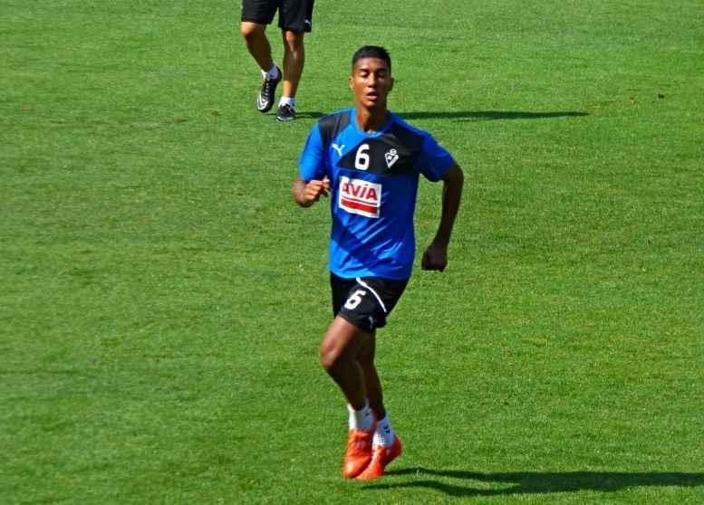 Üç ən uğursuz transferdən biri millimizin üzvüdür