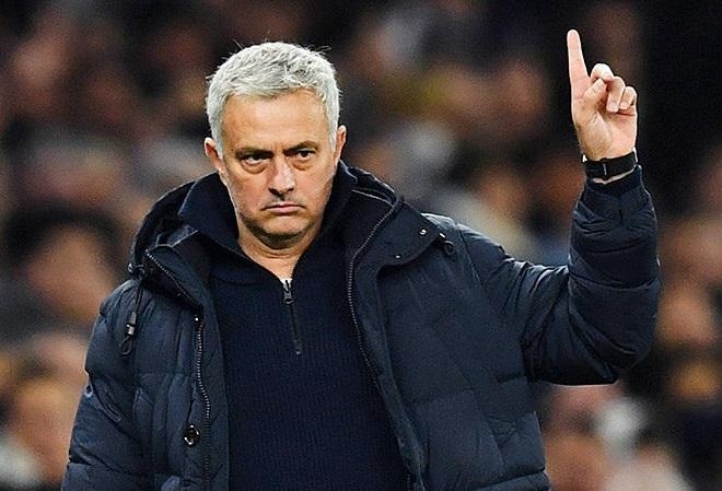 ''Mourinyo 5 transfer istəyir