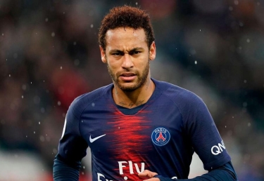 Neymar heyətə daxil edilmədi - transfer danışıqları aparır