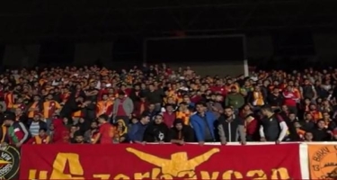Bakı stadionunda İstanbul derbisi coşqusu – Video