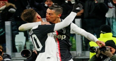 Ronaldo və Dibala təsadüfən öpüşdülər - Şəkil