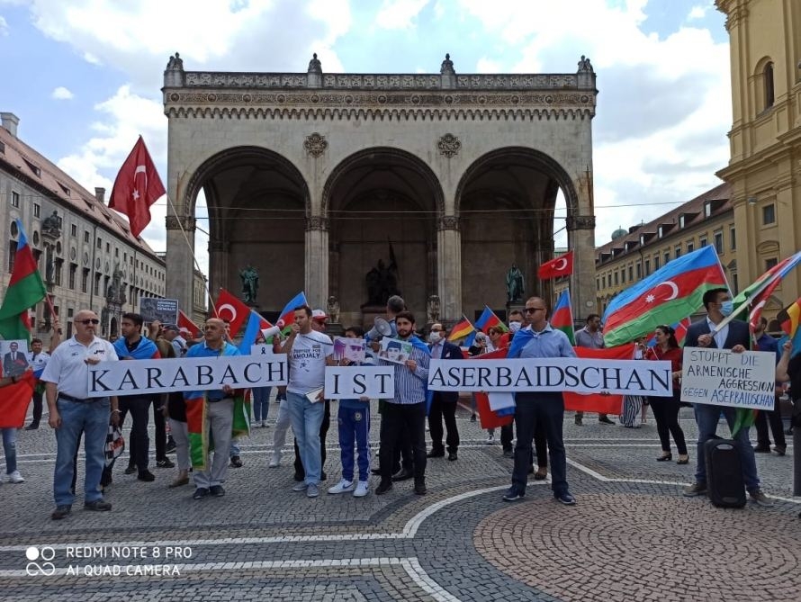 Münhendə Azərbaycan xalqına və Azərbaycan Ordusuna dəstək ifadəsi olan növbəti kütləvi aksiya keçirilib