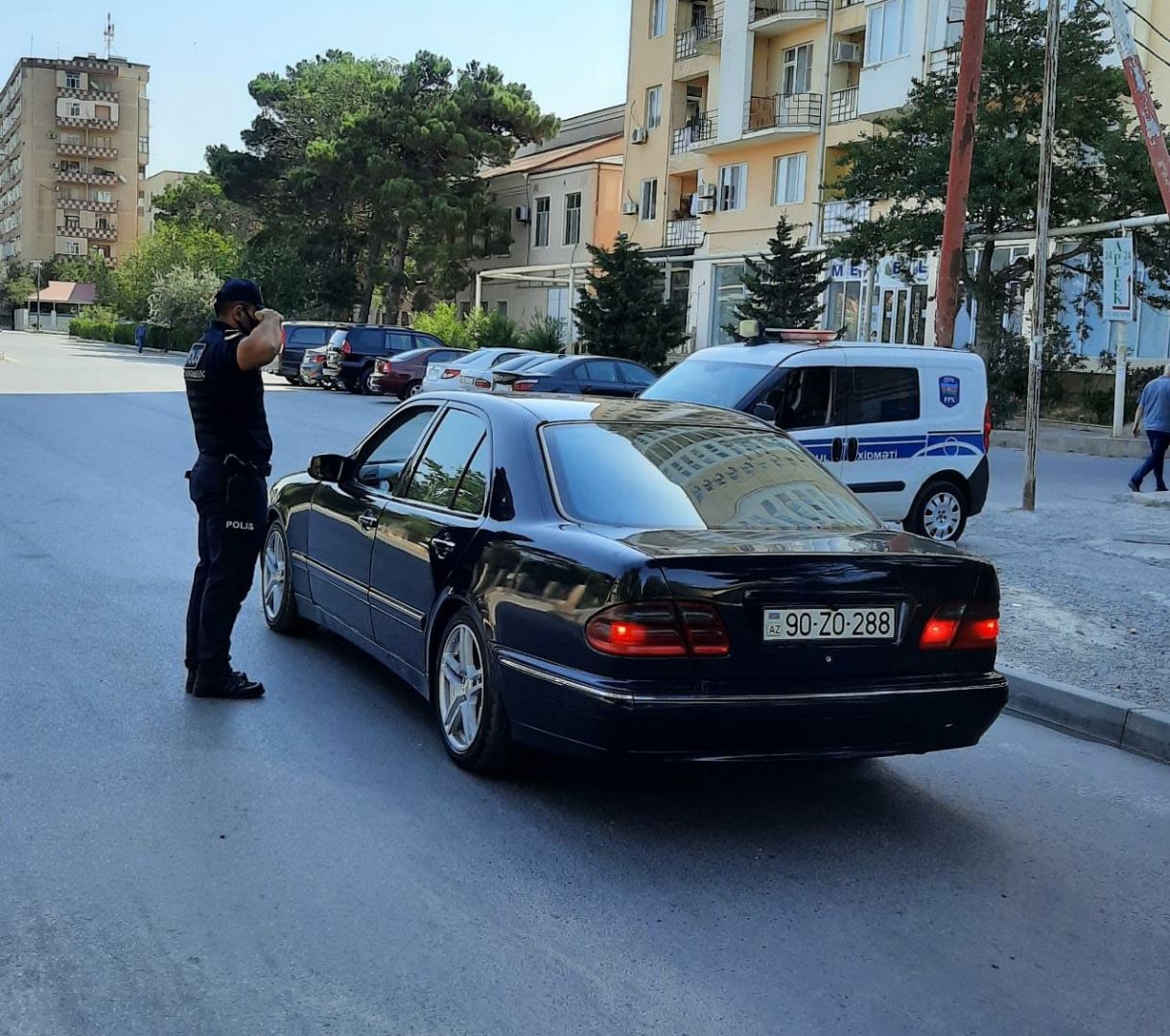 Polis məhəllədaxili yerlərdə nəzarəti gücləndirib (FOTO)