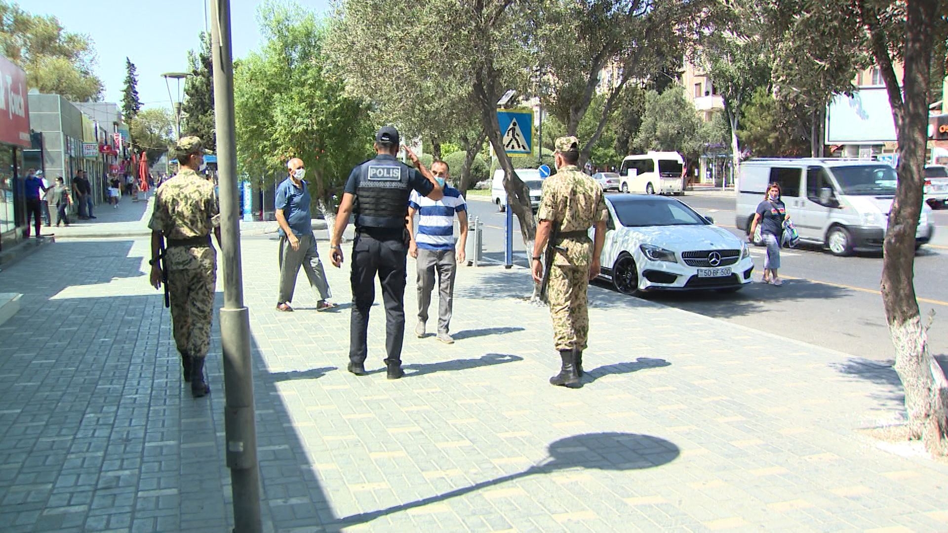 Sumqayıtda reyd: Karantin qaydalarını pozanlar cərimələndi (FOTO/VİDEO)