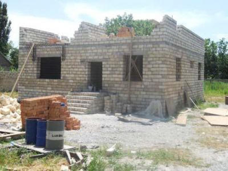 İcra Hakimiyyəti: Ağsuda zəlzələdən dağılan 152 evin tikintisi başa çatmaq üzrədir (ÖZƏL)
