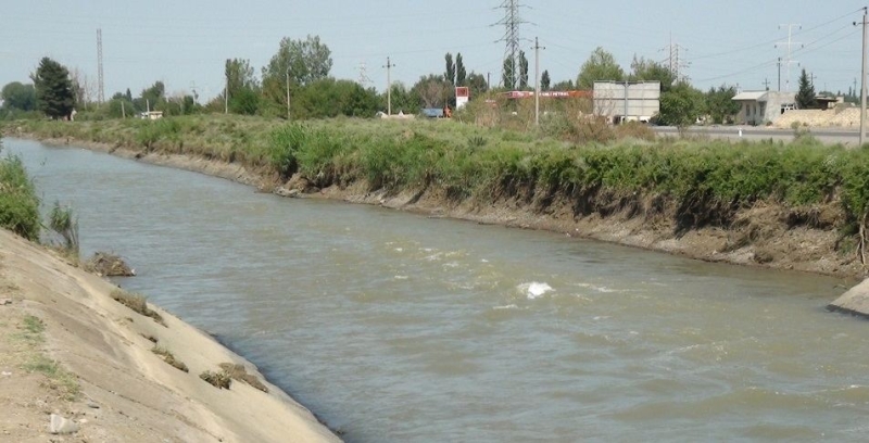 İmişlidəki göllərdən Baş Muğan kanalına 3,5 milyon kubmetr su vurulub - suvarma problemi həll olunur (FOTO)
