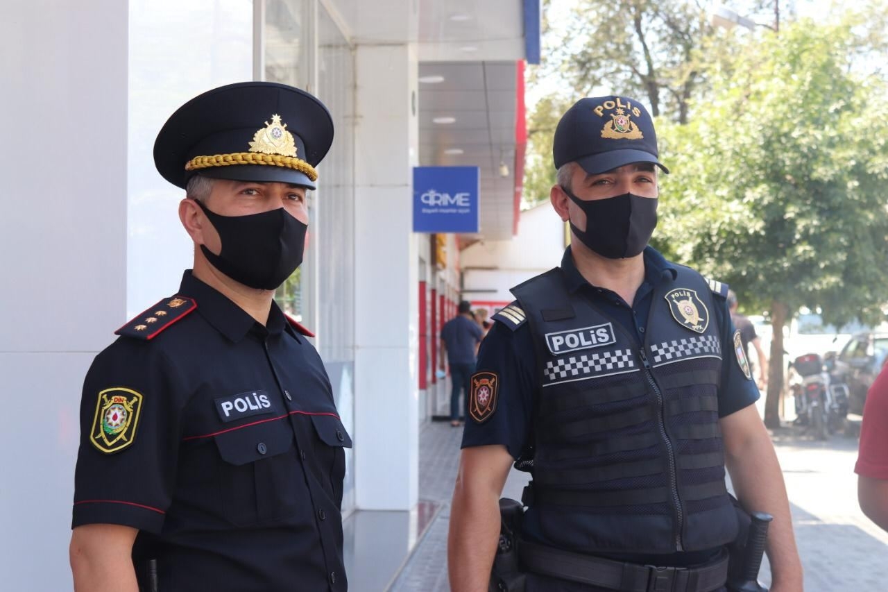 Bakı polisi növbəti nəzarət-profilaktiki tədbirlər həyata keçirib (FOTO)