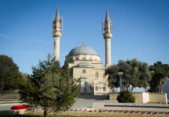 Ceyhun Məmmədov: Dini dəyərlərimizin qorunub saxlanılmasında Ümummilli Lider Heydər Əliyevin xidmətləri əvəzsizdir